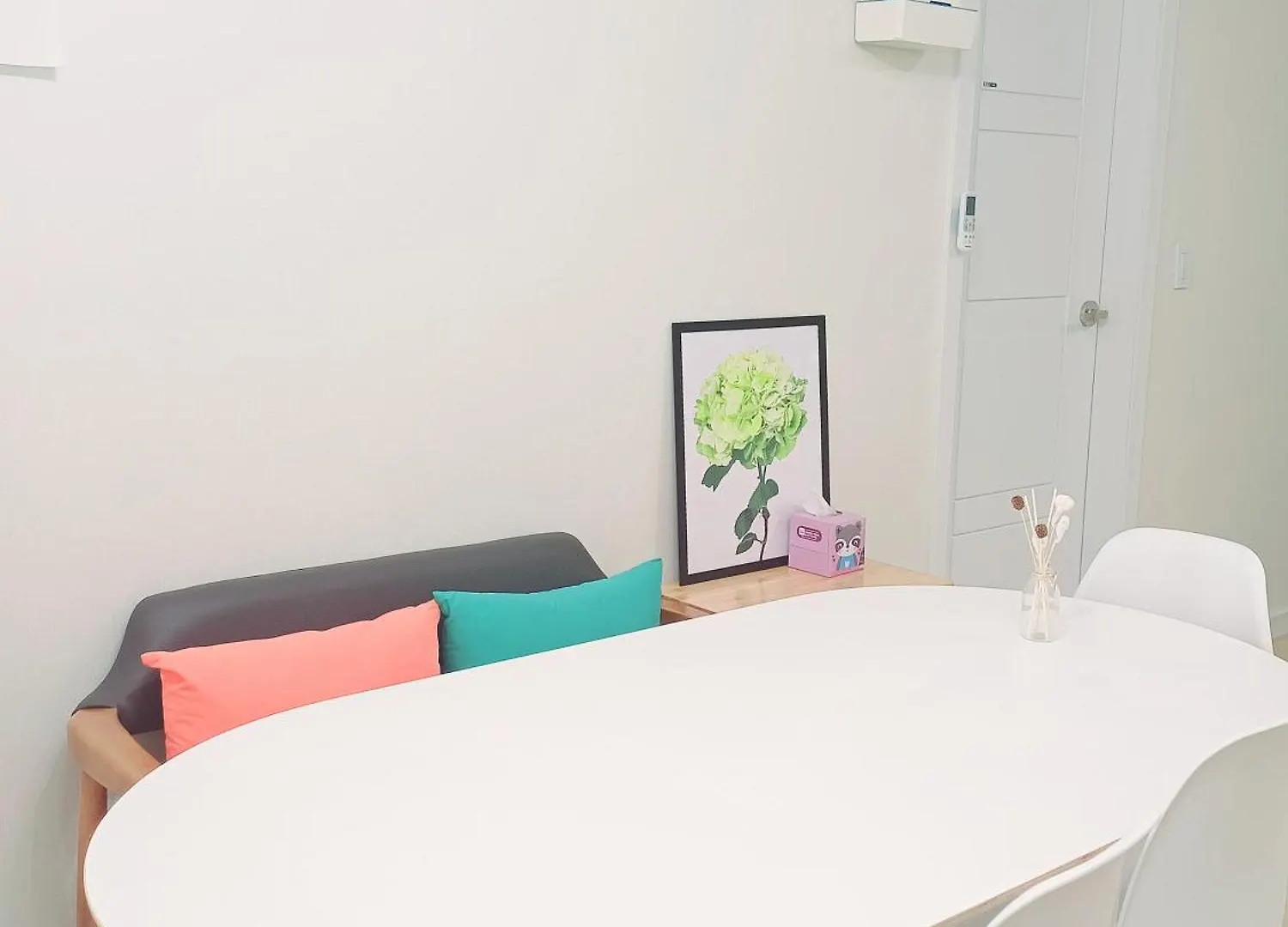 Million House Apartment Seoul